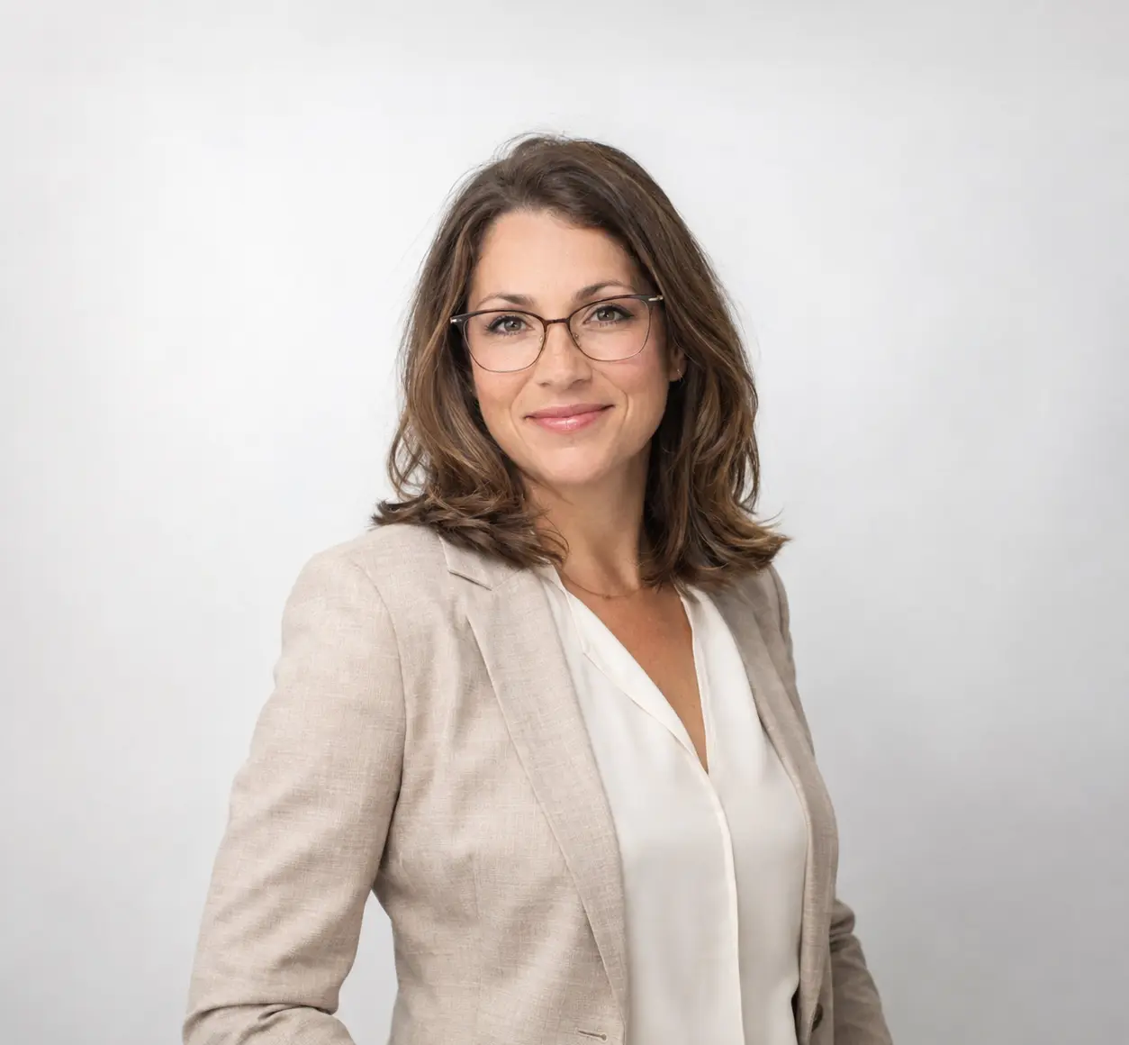 Evgeniya Skripko, Financial Expert in International Real Estate