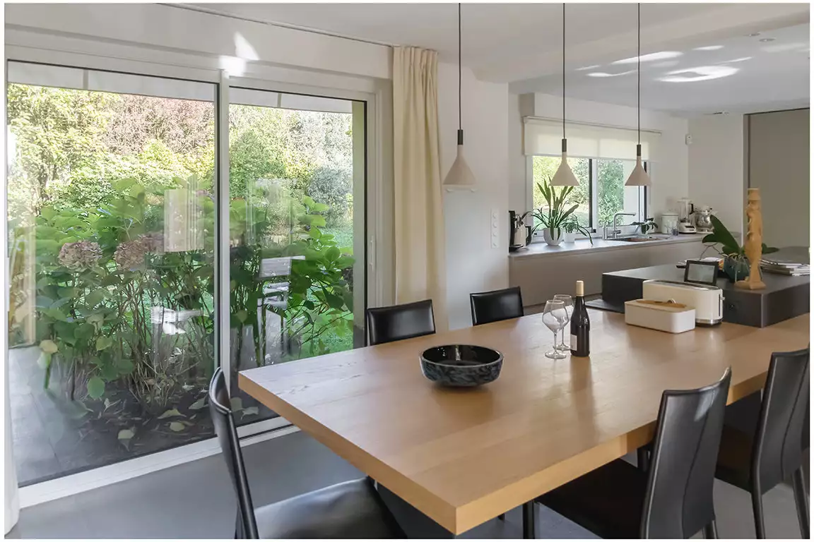 Cozy 7-room house 20 km from Paris