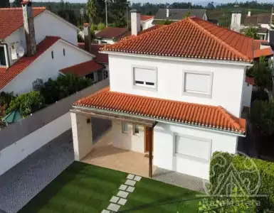 Luxury villa with annexe in Caxarias area, Portugal