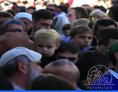 More people, fewer families, more houses, fewer vacation homes.