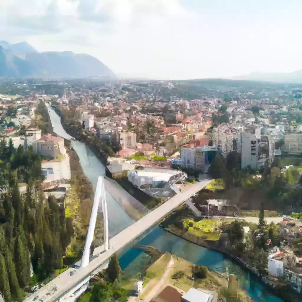 Иностранцы не спрашивают о цене недвижимости: Сколько выросли цены на квартиры в Черногории