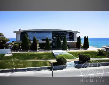 Trendsetter company buys the most expensive property in Cyprus Cyprus