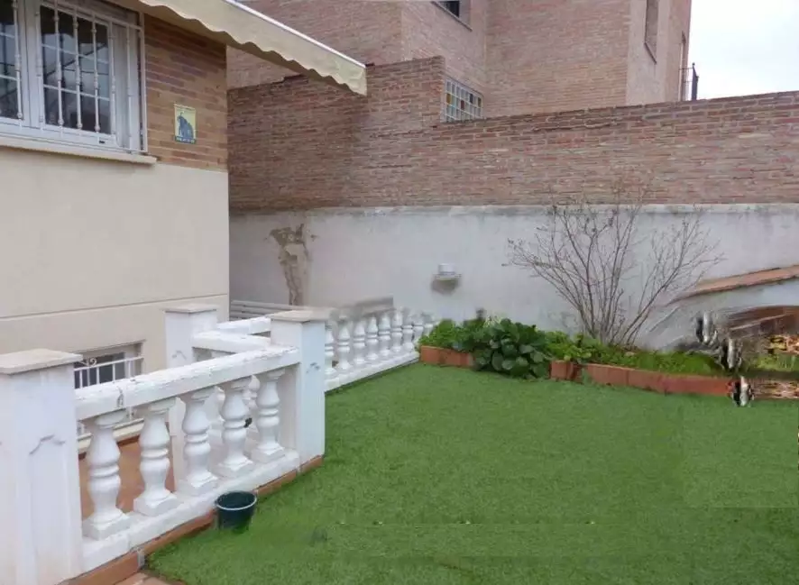 Adjoining house for sale in Valdebebas - Valdefuentes