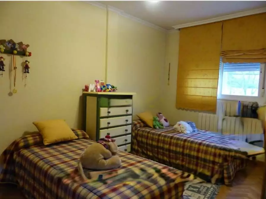 Adjoining house for sale in Valdebebas - Valdefuentes