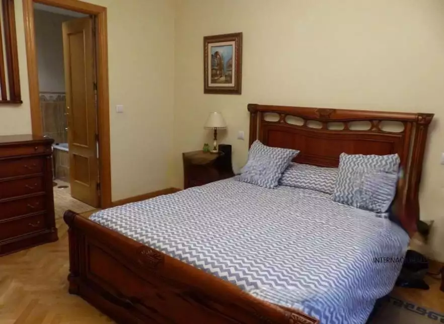 Adjoining house for sale in Valdebebas - Valdefuentes