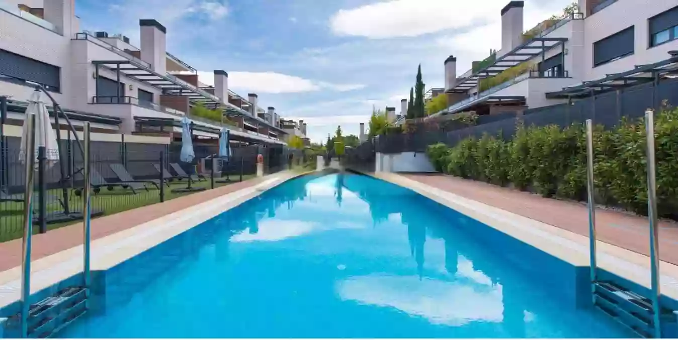 Townhouse for sale in Ortaleza, Madrid