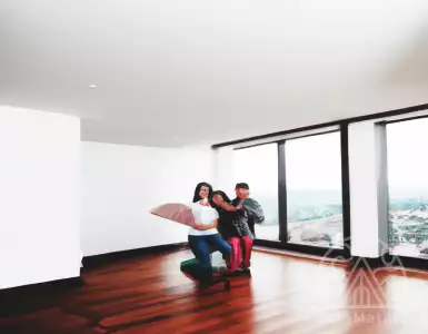 Apartments are being sold right now for cash! There are only a few dozen thousand potential buyers in Belgrade after the renovation.