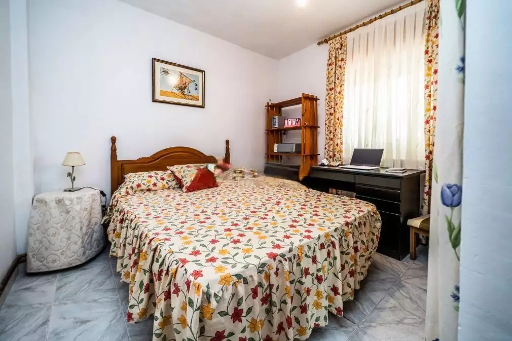 Townhouse in the neighborhood PRIVADA DE LUJO, Valdebebas - Valdefuentes