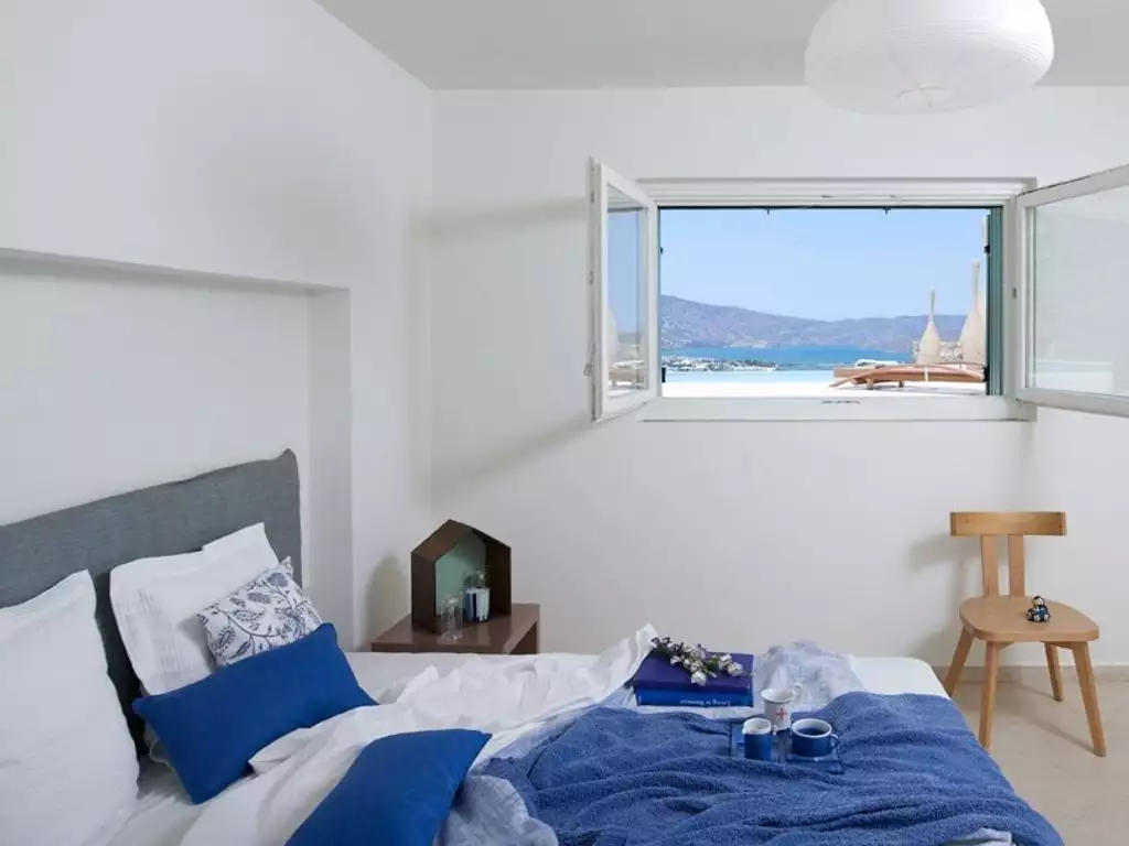 Prestigious villa of 456 m2 in Epáno Eloúnda, Greece