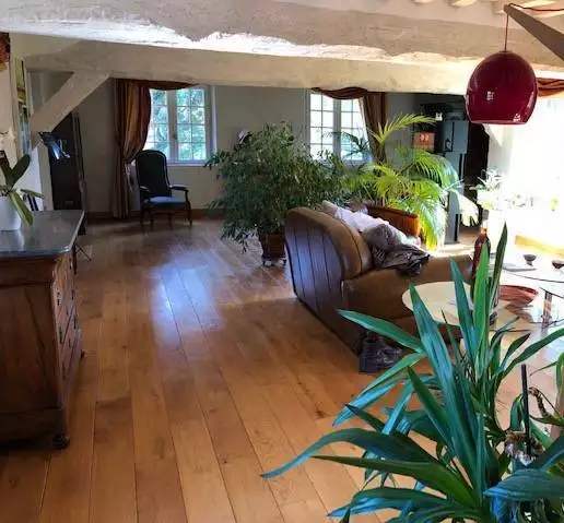 The coziest cottage in the village of Saint-Ouen-de-Thouberville, France