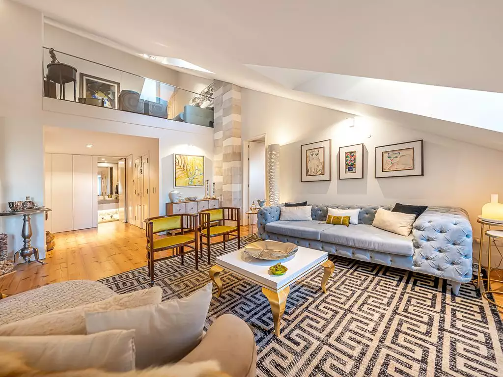 It's worth a look! Luxury penthouse in Lisbon, Portugal