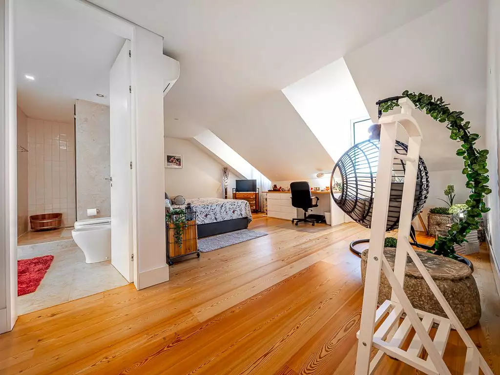 It's worth a look! Luxury penthouse in Lisbon, Portugal