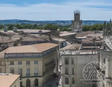 Real estate: who rises, who falls