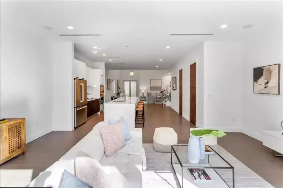 Modern townhouse in the heart of Coconut Grove, Miami