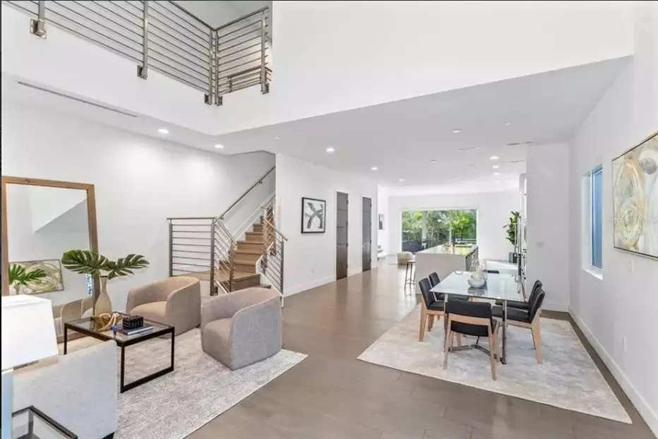 Modern townhouse in the heart of Coconut Grove, Miami