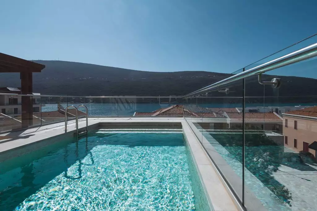 Penthouse in the most popular residential area of Montenegro - Portonovi