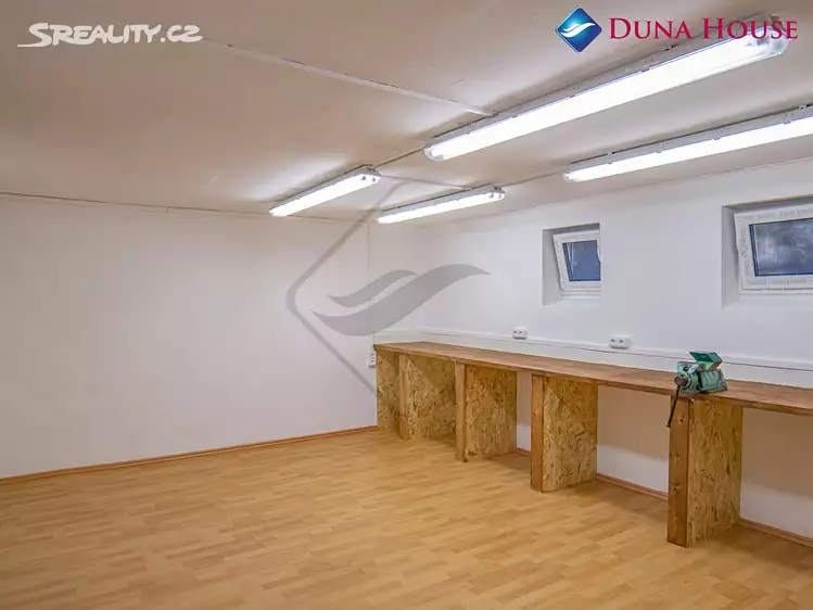 The best neighborhood for family life in the Czech Republic - Ržičany. Review of a large apartment