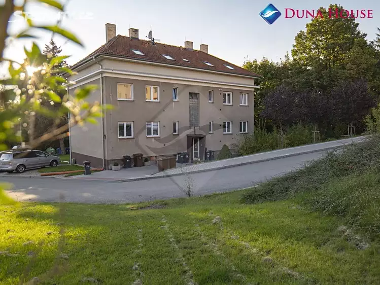 The best neighborhood for family life in the Czech Republic - Ržičany. Review of a large apartment