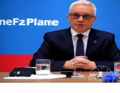 Passoires of warmth: retropedaling in three acts by Bruno Le Maire | Retrospective parsing of Bruno Le Maire's position | 120 charactersPassoires of Heat: Retropedaling in 3 Acts by Bruno Le Maire | Retrospective parsing of Bruno Le Maire's position