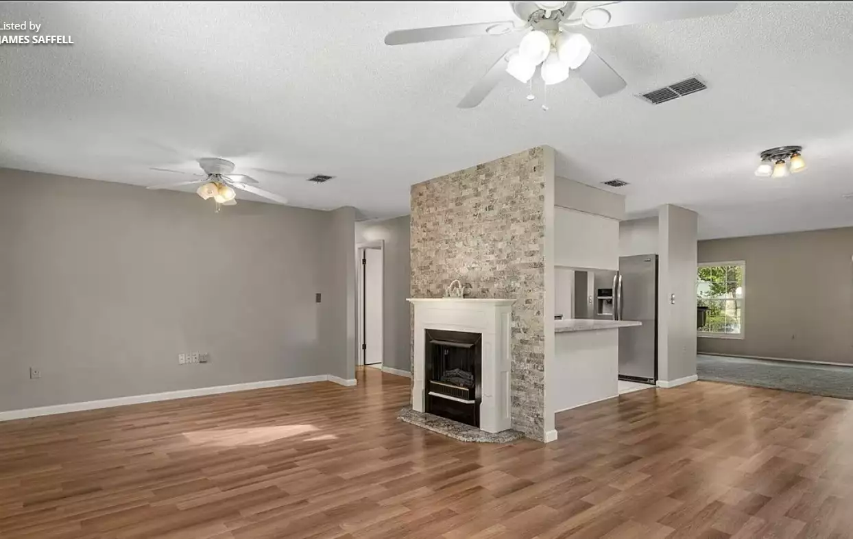 Aristocratic house with private garden and swimming pool in Florida, USA