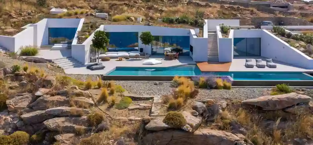 Melora is a place where peace and tranquility meets luxury. Overview of a villa in Greece