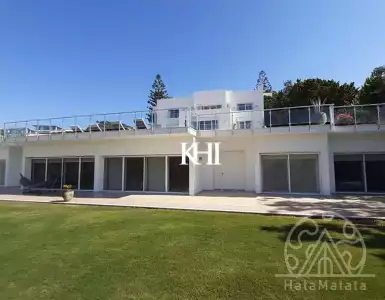 Amazing villa right on the beach in Bodrum, Turkey