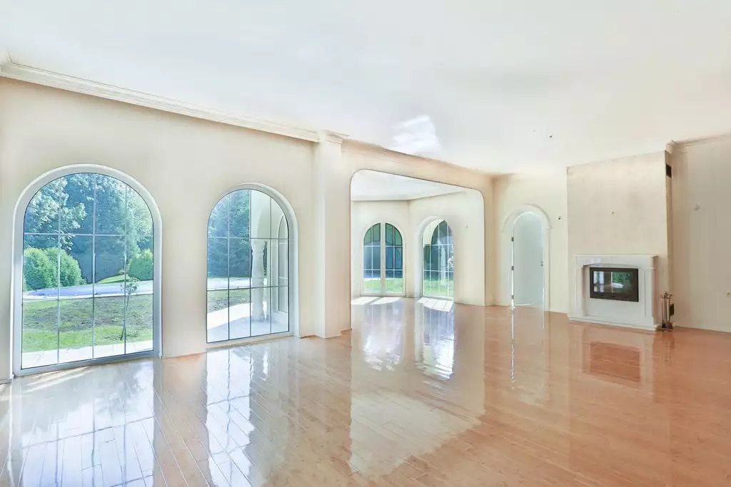 Majestic family mansion with large private yard in Sofia, Bulgaria