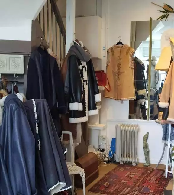 Shall we go to La Bouille? The most beautiful and inexpensive village in France