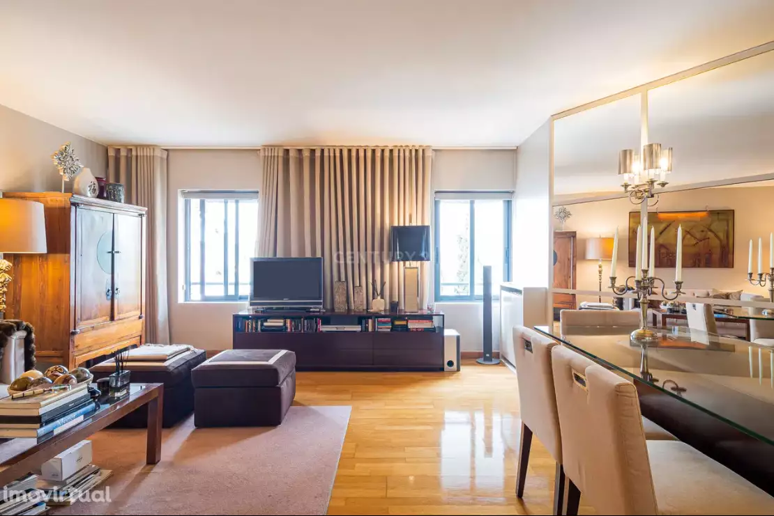 Campolide is one of the top neighborhoods to live in Portugal. Showing the apartment