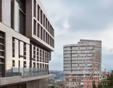 The great recession in the real estate market in Serbia. The reasons are two.