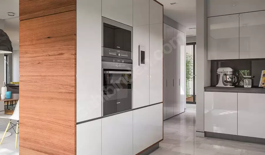 Mersin - real estate by the sea for a happy family.