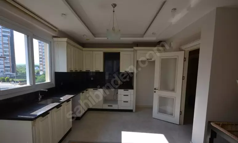 Mersin - real estate by the sea for a happy family.