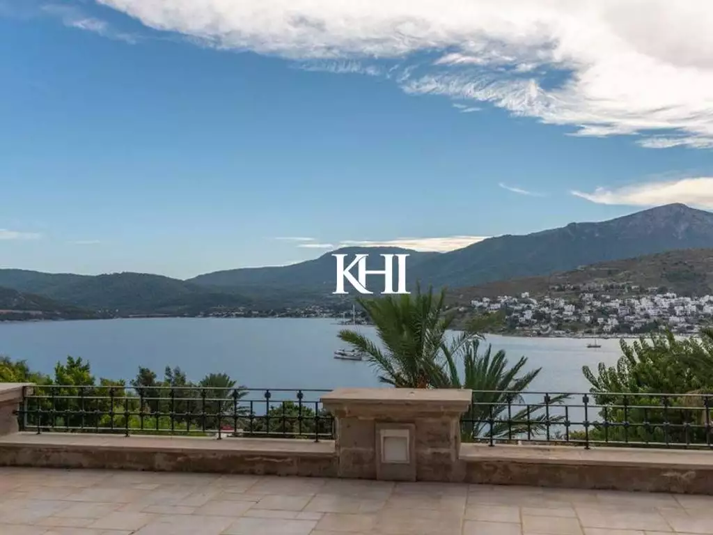 May the new year be spent in such a beachfront mansion in Bodrum!