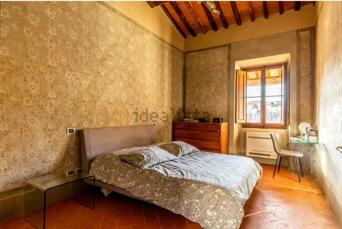 The best investment in Italian real estate - apartment 200m2 in the center of Arezzo