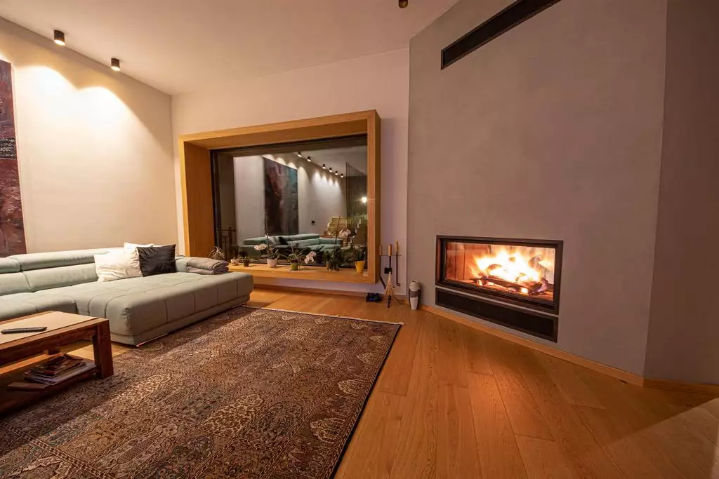 Dream house in Bulgaria = 300m2 + fireplace + winter garden