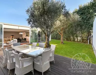 House with sun terrace and the most convenient location in Porto