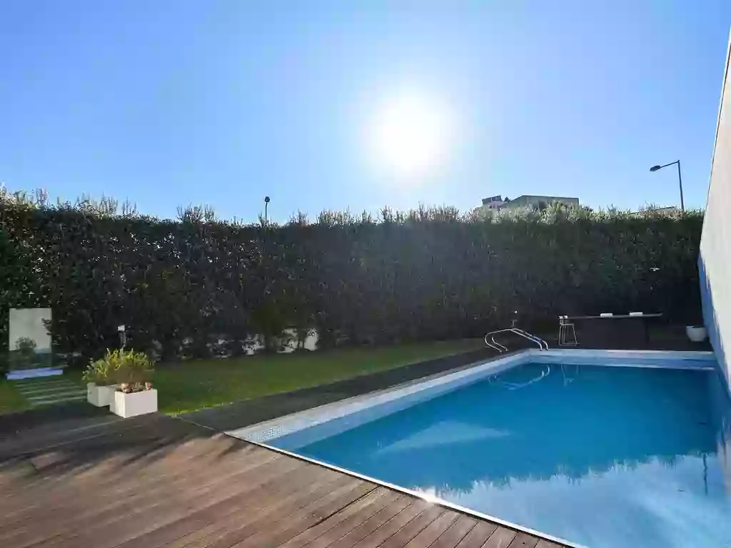 House with sun terrace and the most convenient location in Porto