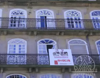 "Short-term rentals - the cause of the housing crisis in Porto?"?"