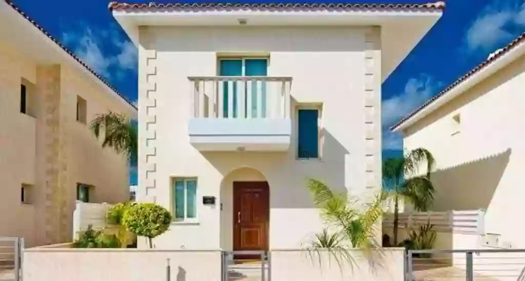 Review of a villa in Protaras, Cyprus: an ideal place for vacation and investment