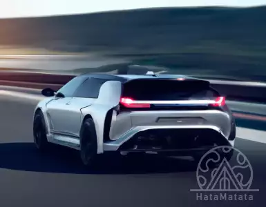 Zeekr 001 FR: 1,265 hp and acceleration from 0-62 mph in 2.07 seconds - A station wagon for speed and power.