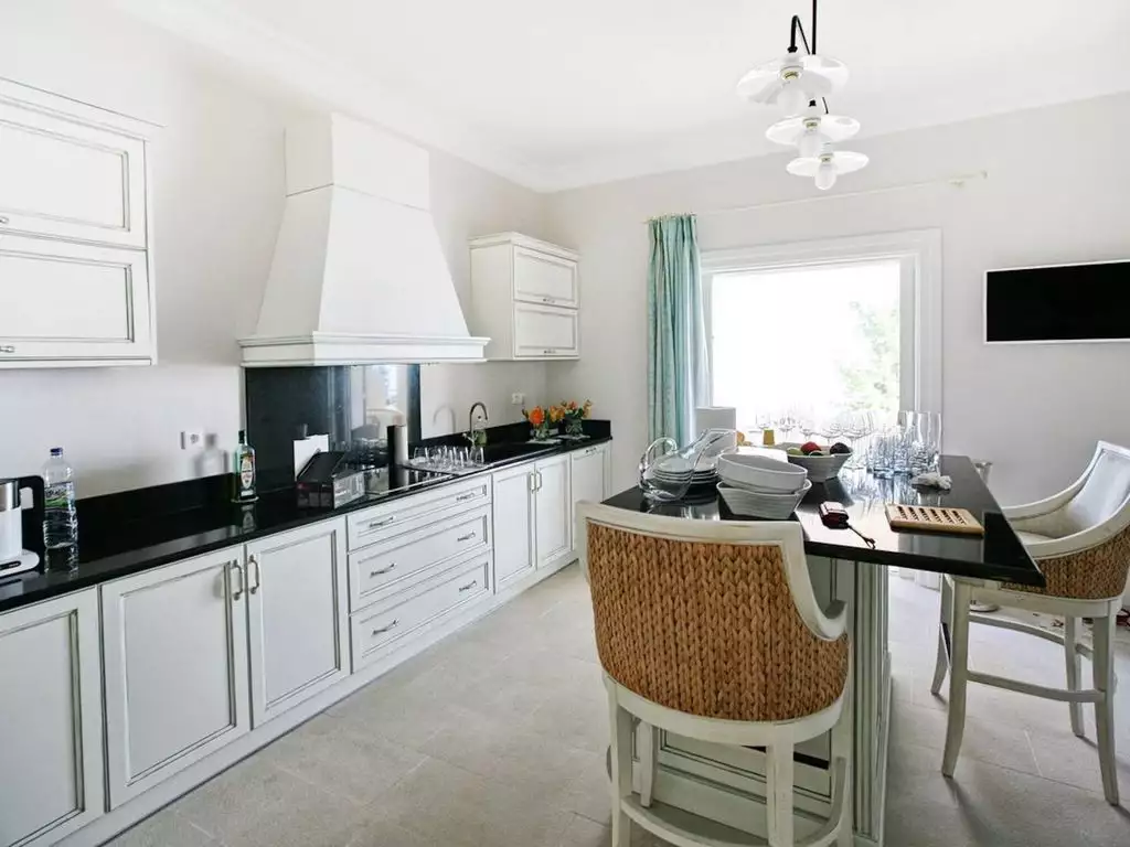 The unrivaled beauty of Corfu: three villas with access to Agni beach