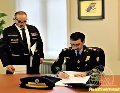 "Bank fraud and money laundering: Financial management raid. Property worth15 million euros found."