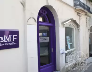 Real estate in Gibraltar: Brian Francis & Associates - 37 years of experience for buyers and sellers. Olive Press News Spain.