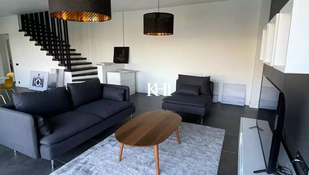 Review article: cozy villa of 240 sq.</div><div class=