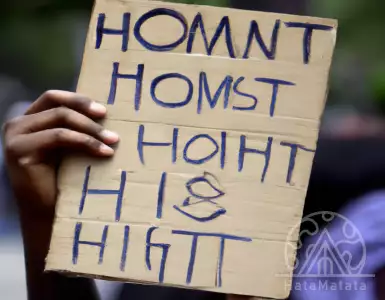 "The Greek paradox: Thousands of 'stuck' properties keep housing costs high."."