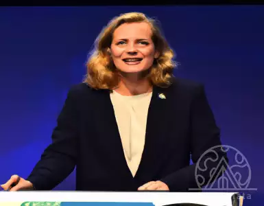 Spain's economy grows in the third quarter but then slows before the holiday season.