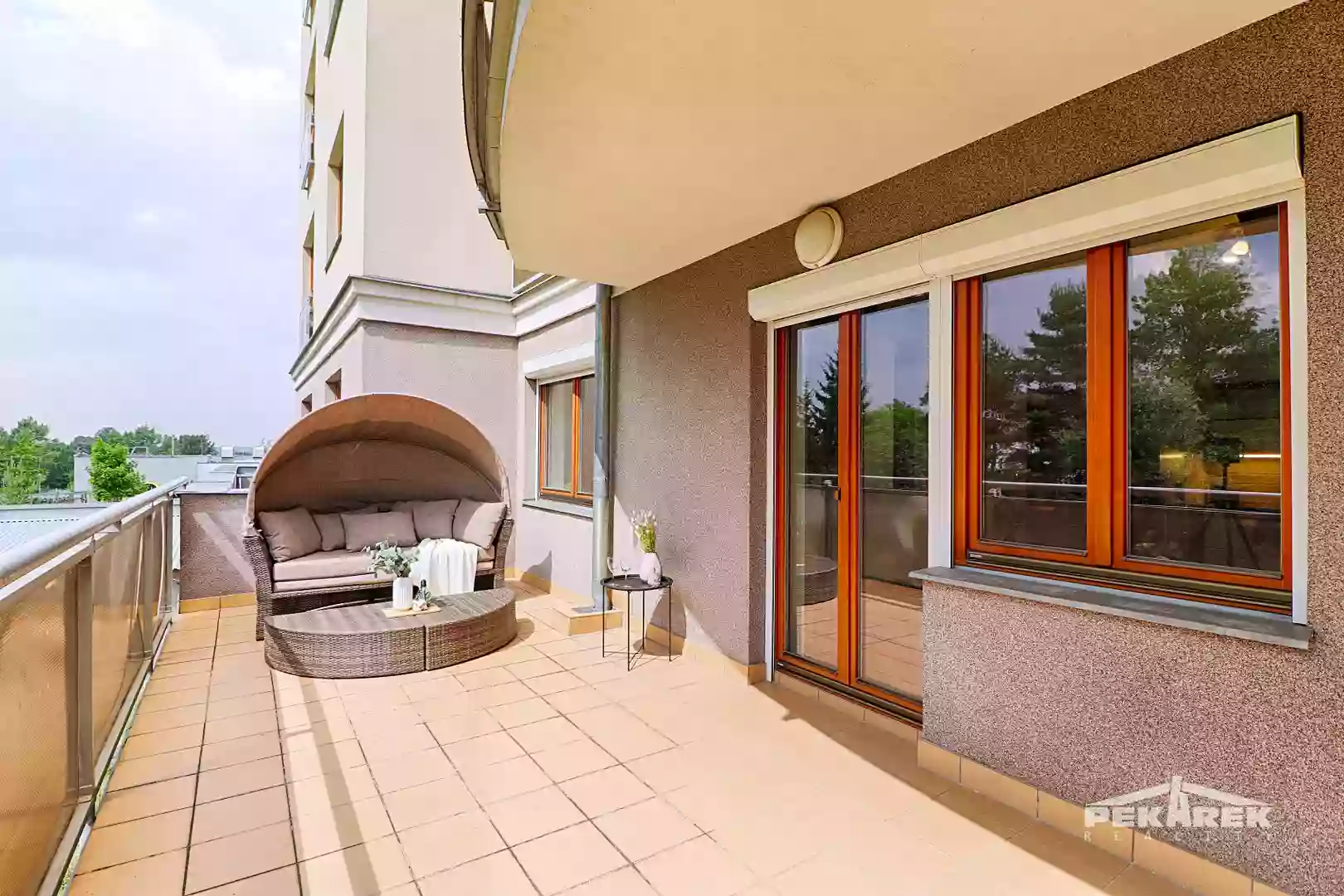 Prague: an ideal place to live and invest. Overview of a 2-bedroom apartment in Zlicin district