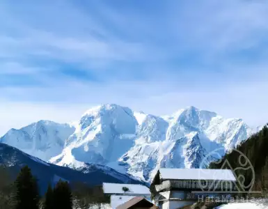 Property tax: French and Swiss Alps - differences.