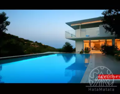 Luxury properties, apartments and plots of land in real estate agency DONTAS Real Estate