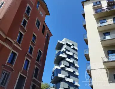 Real estate in Italy: retail property is attracting investors again.